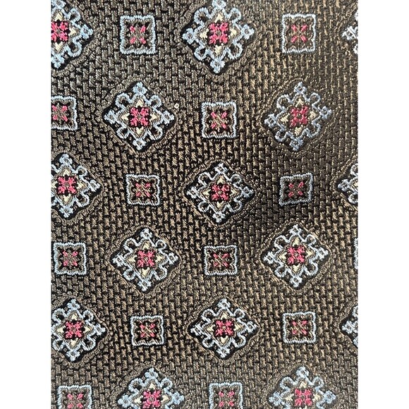 David Donahue Medallion Brown Silk Tie New W\O Tags - Picture 3 of 6